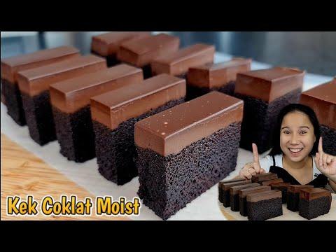 Trending Moist Chocolate Cake with Rich Chocolate Ganache