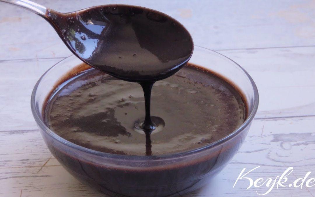 Schokoladensoße selber herstellen - Mit Kakaopulver Ideal für Kuchen, Früchte und Eis