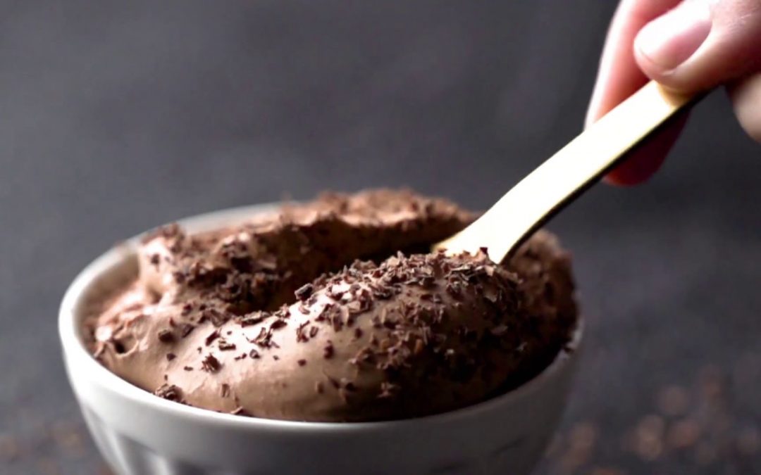 So machen Sie das BESTE Schokoladenmousse-Rezept aller Zeiten!  |  Geschmackvolle Mitarbeiterempfehlungen