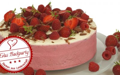 Himbeer-Erdbeer-Torte mit Frischkäse / ein beeriger Mädchentraum / Backen mit Evas Backparty